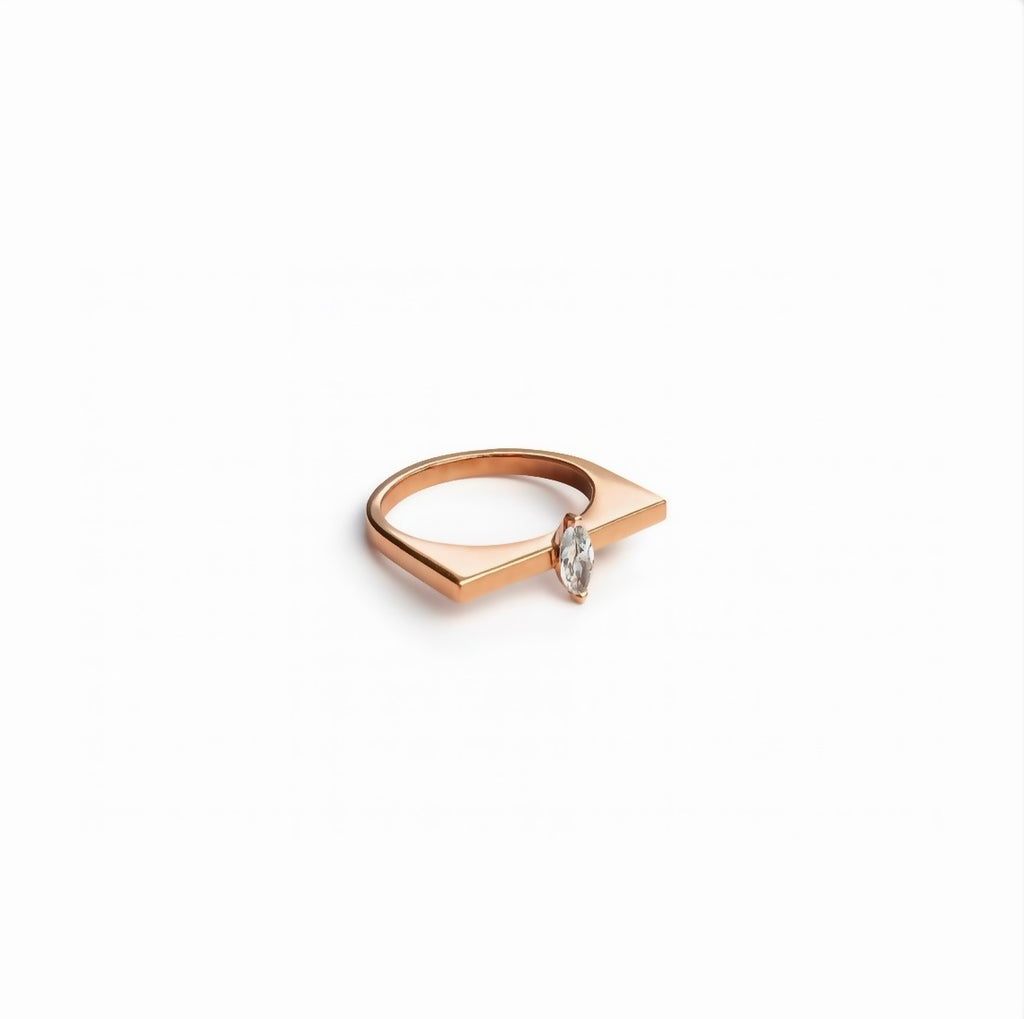 MARQUISE EDGE RING